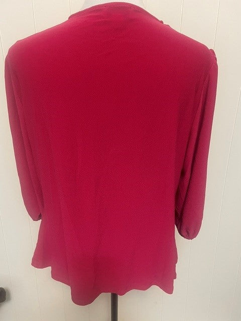Size Large CeCe Magenta Twist Front Keyhole Blouse