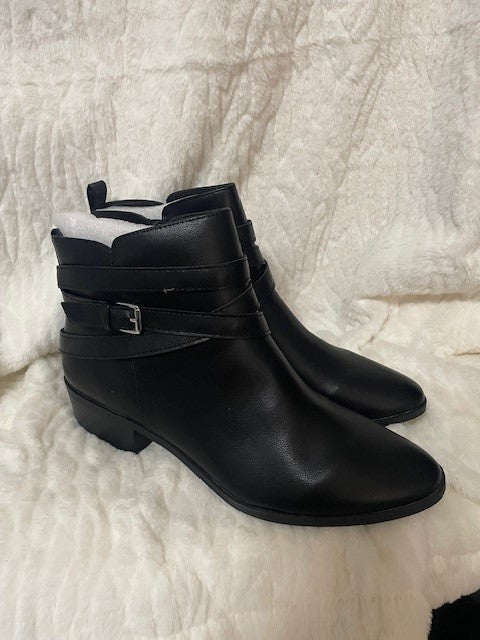 Size 11 - Sun & Stone black boot - NWT