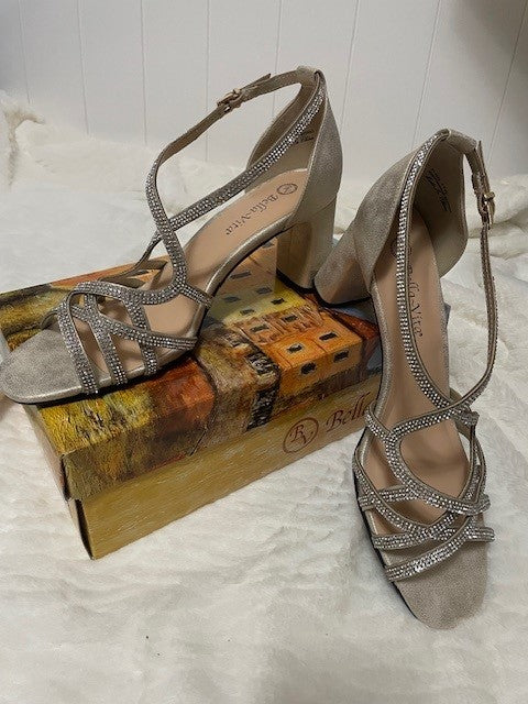 Size 11W - Bella Vita Aliette Gold Sandal - NIB - Retails for $95.00
