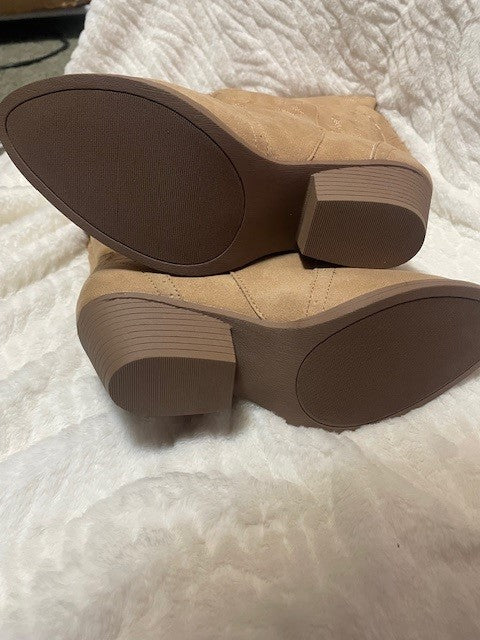 Size 7.5 - Sugar Tall Tam boot - NWT - RETAILS $75