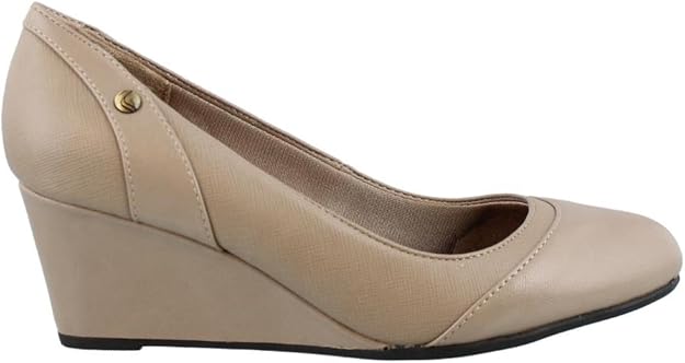 Size 9.5 - Lifestrides Stone Heirloom pump Retails $64.99