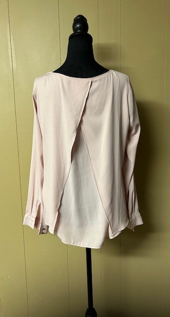 Size 4 – White House Black Market Blush Pink Blouse