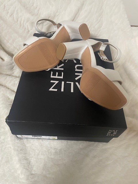 Sizes 5 - Naturalizer Joy Sandal - White - NIB - Retails for $169
