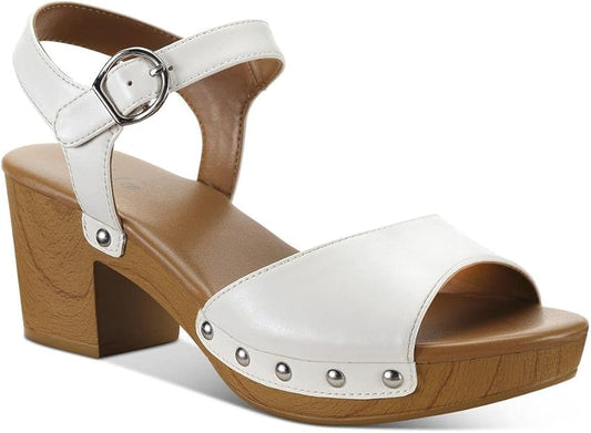 Size 6 - Style & Co Anddreas in white - NWT - Retails $59.50