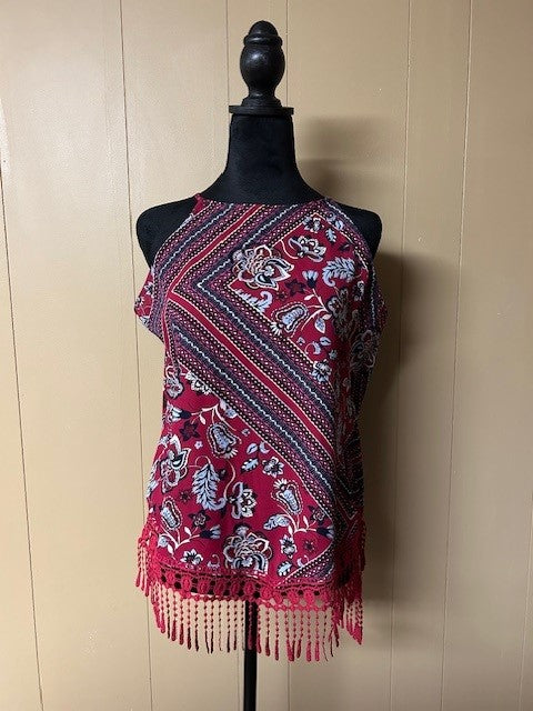 Size M – Soho New York & Company Floral Fringe Top