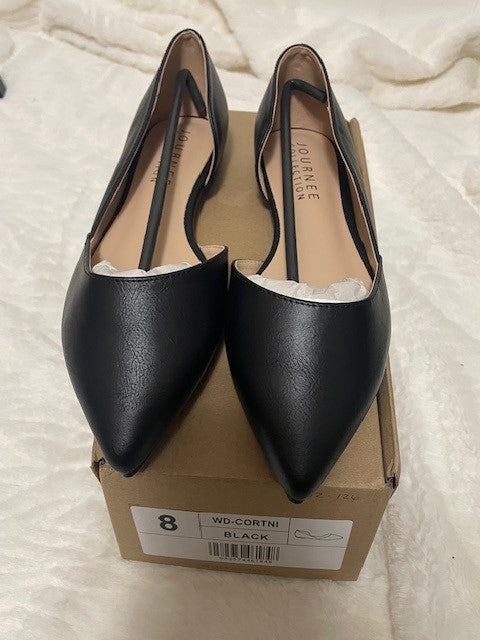 Size 8 - Journee Collection Cortni Flat - Black NIB