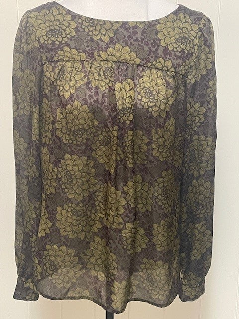 Size Medium - Loft shirt