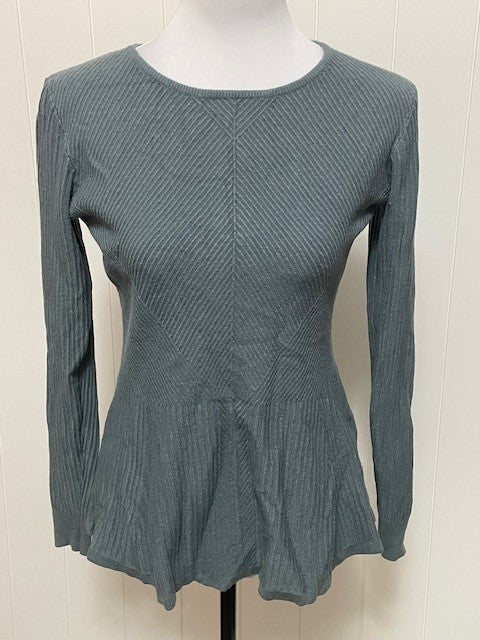 Size Small - Vila Milano sweater