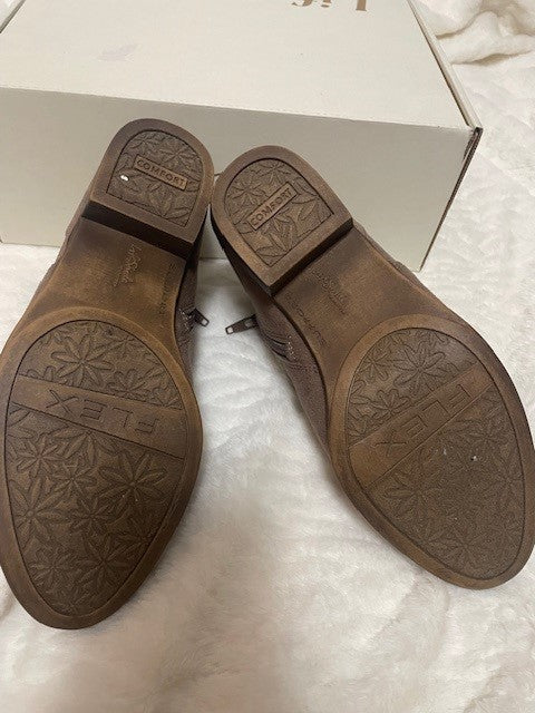 Size 6.5 - Lifestride Aurora boot - NIB - Retails $79.99