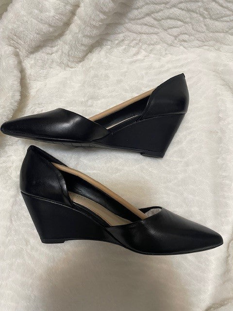 Size 6 - Kenneth Cole Ellis - black - NWT - Retails $99