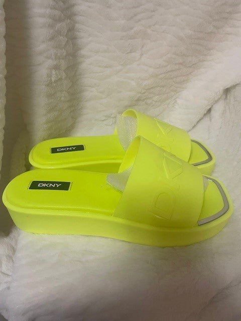 Size 9 - DKNY Laren platform slide - yellow - Retails $49.99