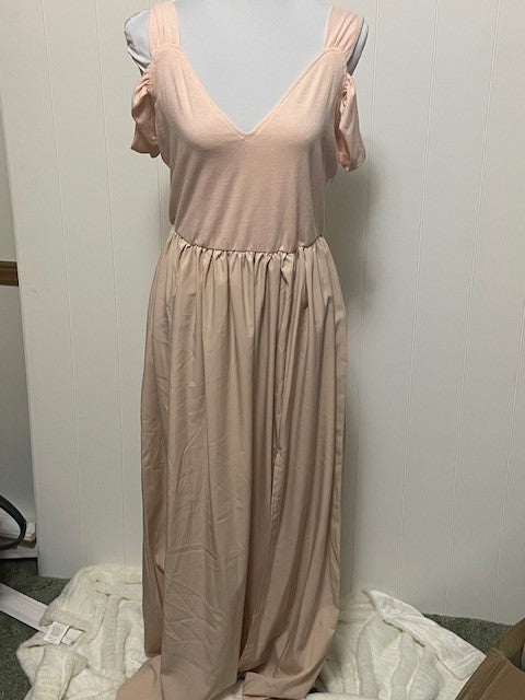 Size Medium - BDBGeneration - NWT - Peach dress
