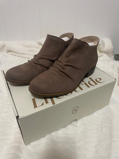 Size 6.5 - Lifestride Aurora boot - NIB - Retails $79.99
