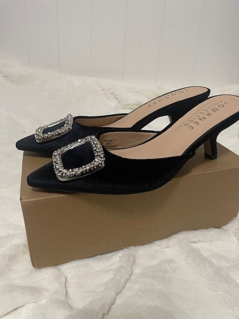 Size 7 - Journee Collection Rishie black - NEW IN BOX