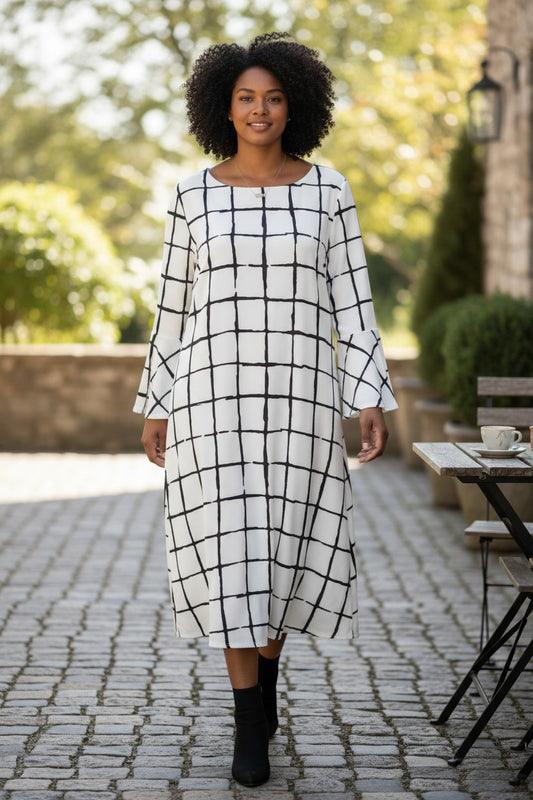 Size 14 – Liz Claiborne Black & White Midi Dress | NWT