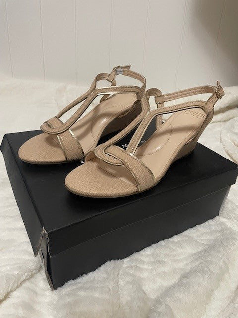Multiple Sizes - Jones NY Denera - NIB - Retails $69.50