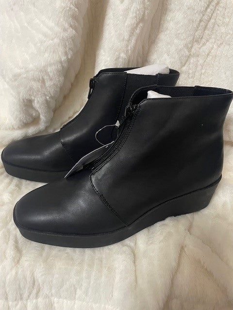 Size 7.5 - Aerosoles  Carin boot - black - NWT Retails $120