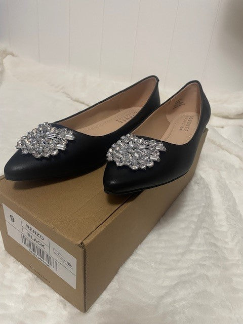 Size 9 - Journee Collection Renzo flat - Black - NIB - Retails for $$89.99