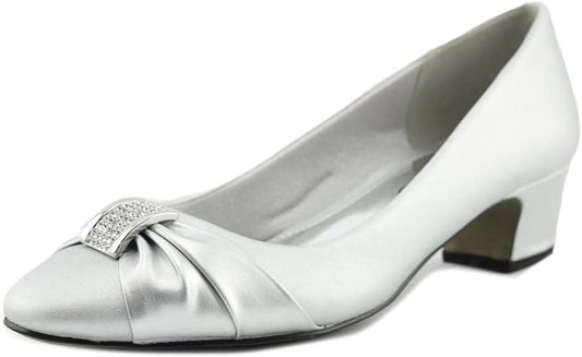 Size 8W - Easy Street Eloise - Silver - NIB - Retails for $60