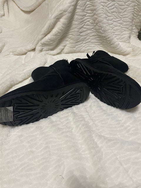 Size 11 - UGG Mini Bailey Bow II Boo Black - New - Retails for $170