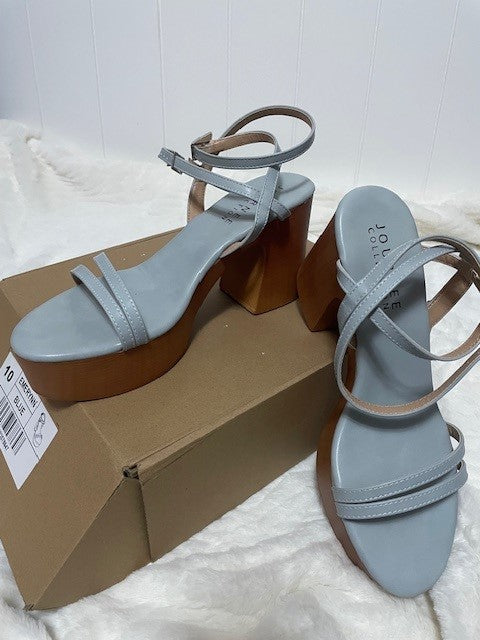 Size 10 - Journee Collection Emerynn Blue - NEW IN BOX