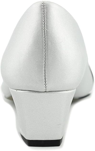 Size 8W - Easy Street Eloise - Silver - NIB - Retails for $60