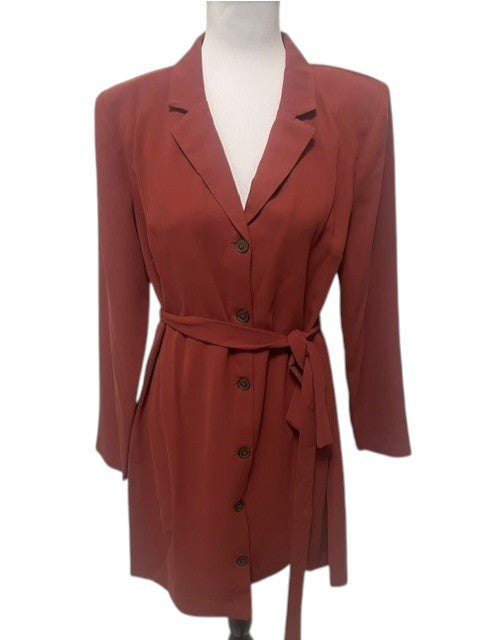 Size Medium BCBGeneration NWT Rust Button Front Shirt Dress with Tie Belt