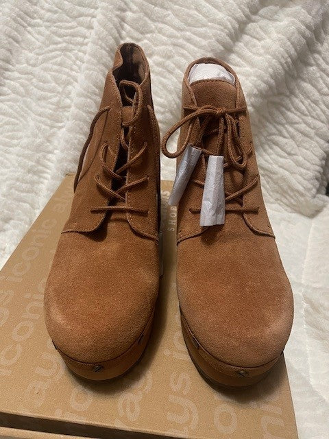 Size 7.5 - Dr. Schools Chic Suede boot - NWT - RETAILS $150