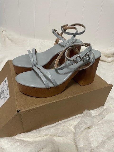 Size 10 - Journee Collection Emerynn Blue - NEW IN BOX