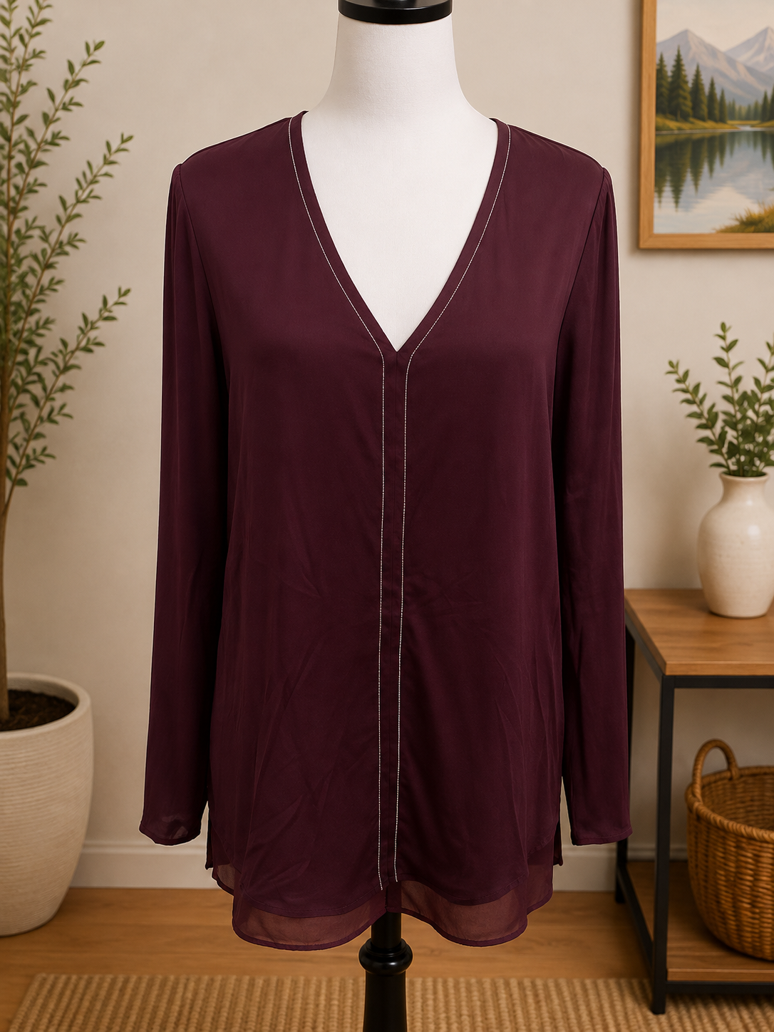 Size Large White House Black Market Burgundy V-Neck Tunic Top