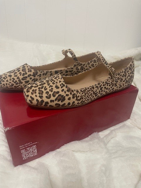 Size 8.5 - Journee Collection Carrie Leopard - NEW IN BOX