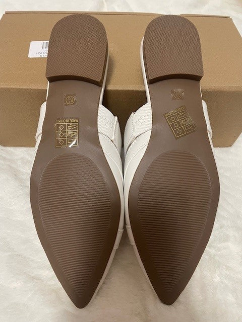 Size 8.5 - Journee Collection Stasi NEW IN BOX